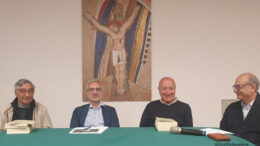 Da sinistra, don Gianni Mazzali, Alberto Coletto, Aldo Rizza, Carmelo Casciano